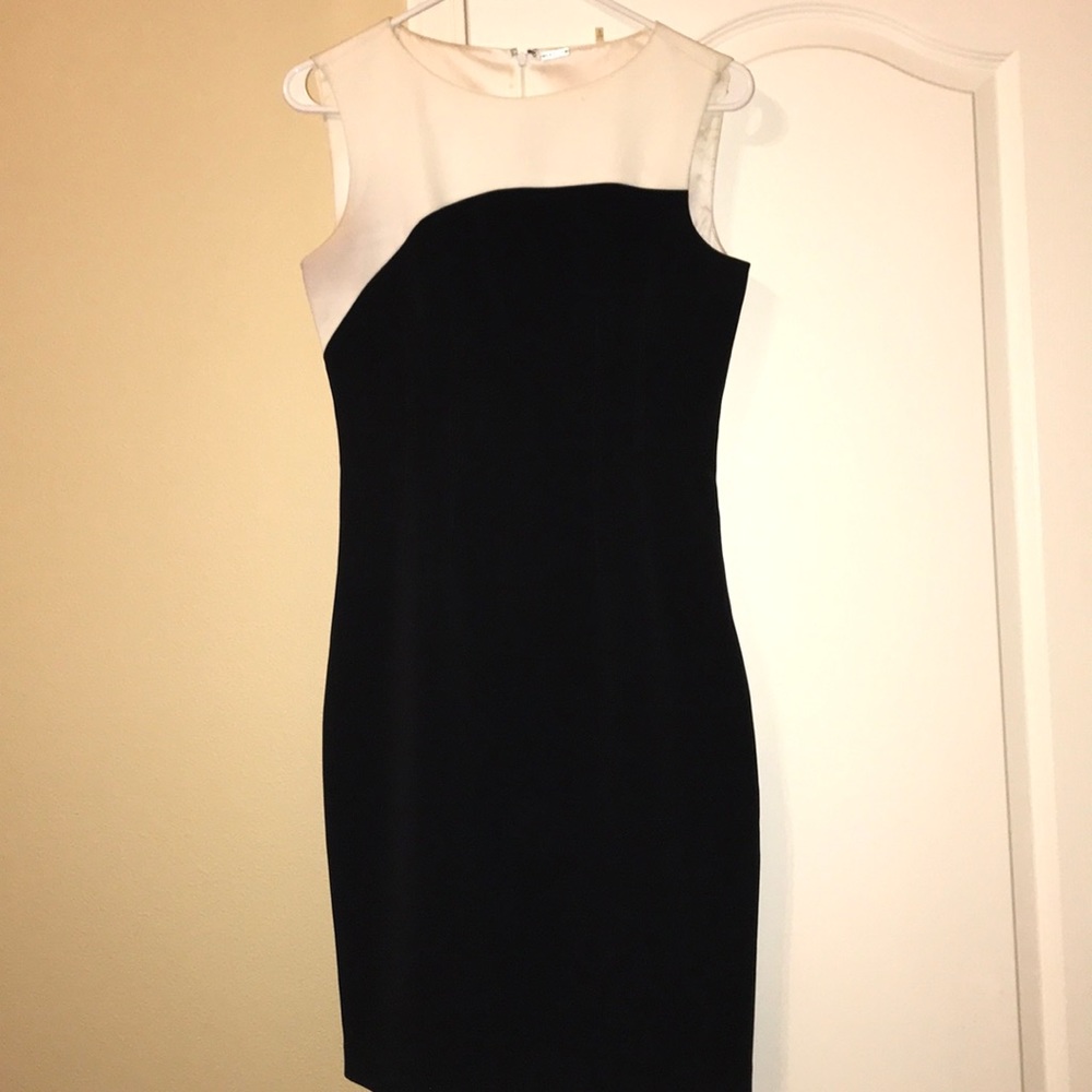 Elie Tahari knee- length dress